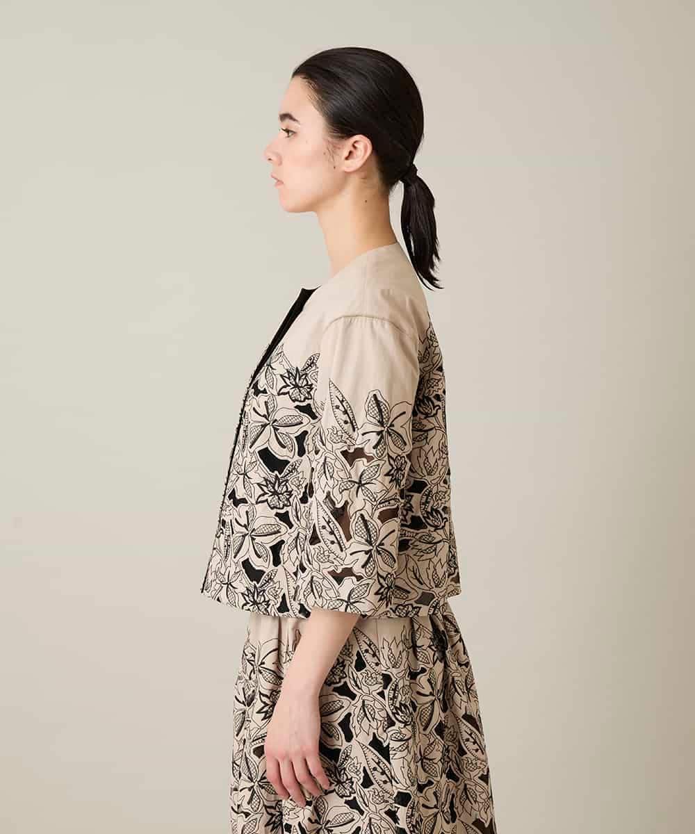 RHBFF11890 HIROKO KOSHINO(ヒロココシノ) カットワークフラワーブラウス /洗える ベージュ