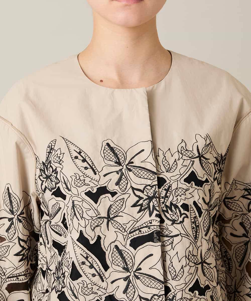 RHBFF11890 HIROKO KOSHINO(ヒロココシノ) カットワークフラワーブラウス /洗える ベージュ