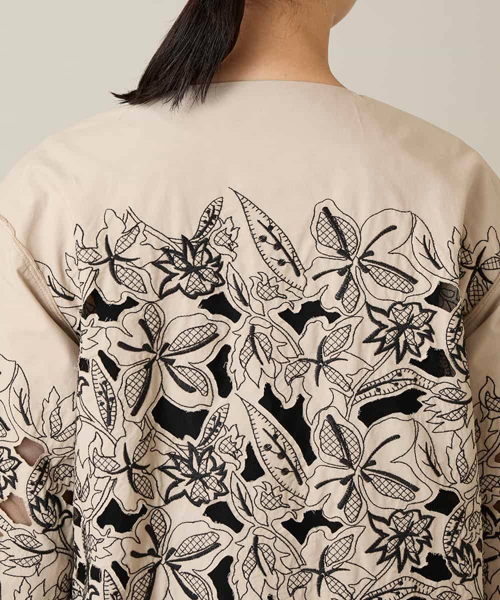 RHBFF11890 HIROKO KOSHINO(ヒロココシノ) カットワークフラワーブラウス /洗える ベージュ