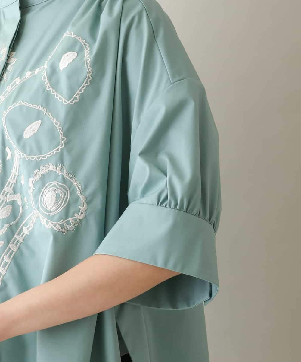 RHBGB23720 HIROKO KOSHINO(ヒロココシノ) フラワー刺繍オーバーシルエットブラウス ブルーグリーン