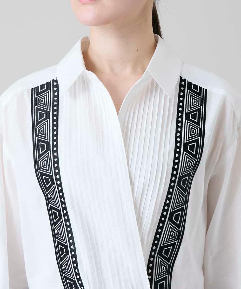 RHBGD04690 HIROKO KOSHINO(ヒロココシノ) 刺繍アクセントカシュクールブラウス/洗える ホワイト