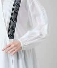 RHBGD04690 HIROKO KOSHINO(ヒロココシノ) 刺繍アクセントカシュクールブラウス/洗える ホワイト