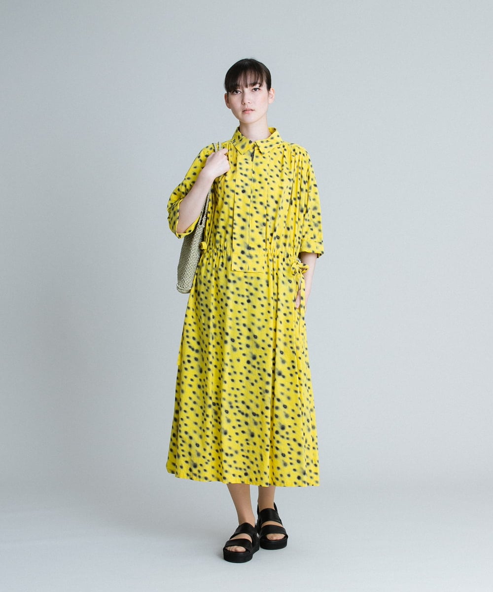 RHEGT26980 HIROKO KOSHINO(ヒロココシノ) 【洗える/日本製】フルーツシードドロストリボンデザインワンピース イエロー