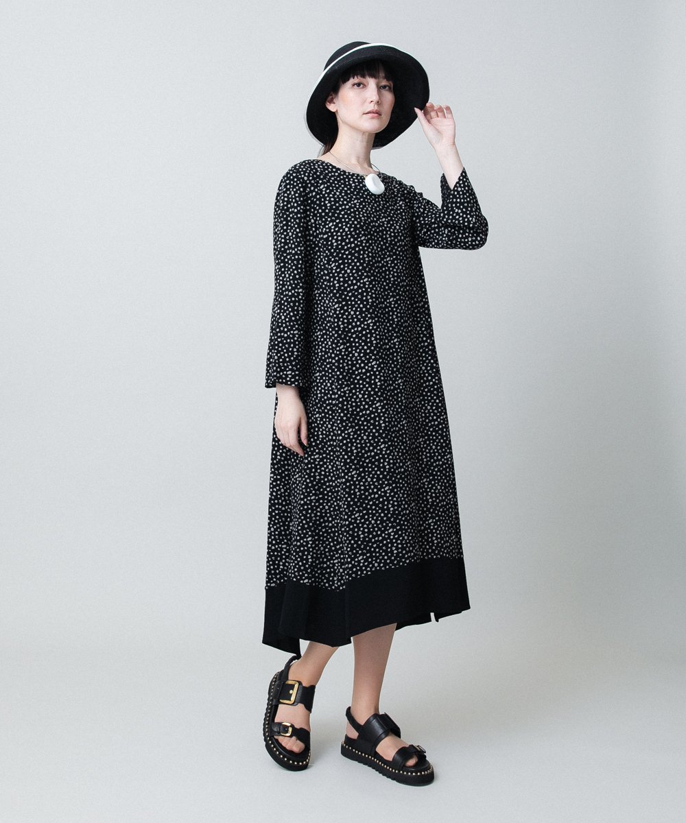 RHEHB04980 HIROKO KOSHINO(ヒロココシノ) 小付きレオパード柄ワンピース /日本製 ブラック