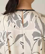 RHEXD10120 HIROKO KOSHINO(ヒロココシノ) ラインフラワーワンピース /日本製/洗える アイボリー