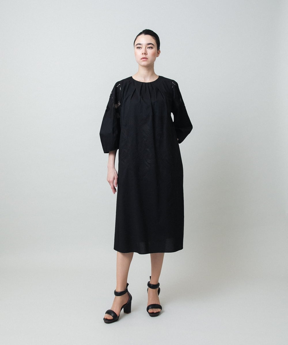 RHEYD12130 HIROKO KOSHINO(ヒロココシノ) 幾何学エンブロイダリーワンピース /洗える ブラック