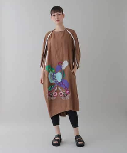 RHEYT23120 HIROKO KOSHINO 【日本製】アート刺繍フレンチリネンワンピース