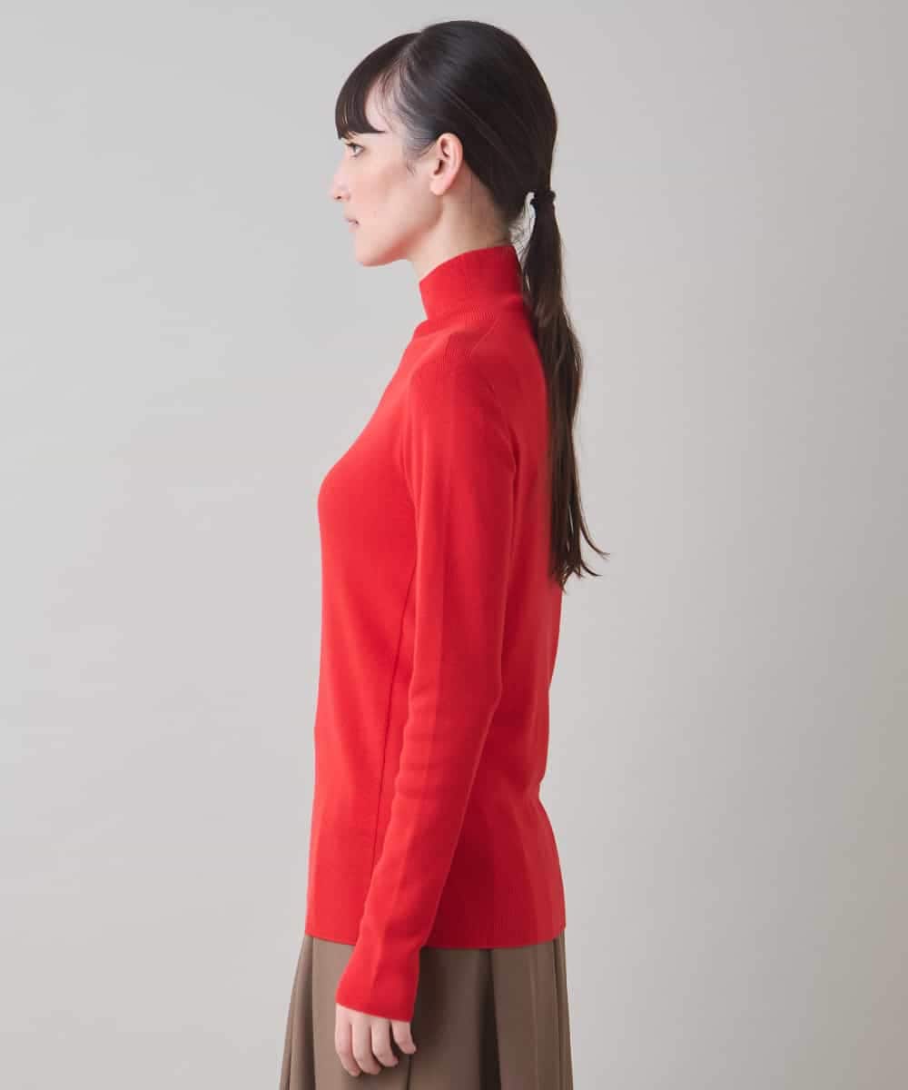 RHFAD18360 HIROKO KOSHINO(ヒロココシノ) インナーハイネックニットプルオーバー レッド