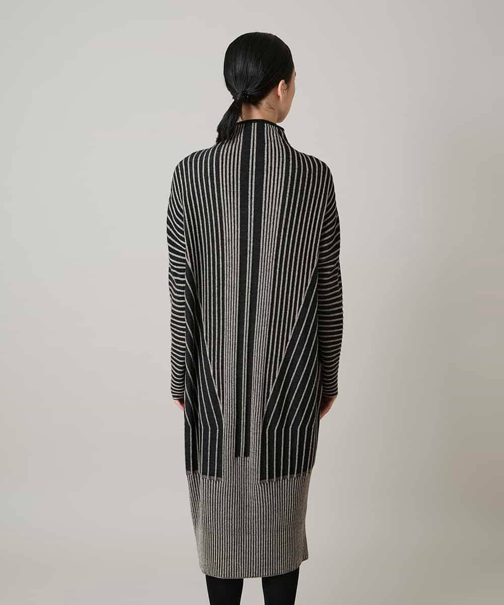 RHFAE10890 HIROKO KOSHINO(ヒロココシノ) 立体ストライプデザインニットワンピース /日本製 ブラック