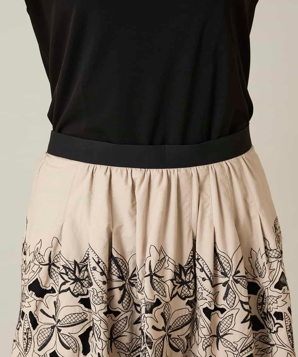 RHHFD11890 HIROKO KOSHINO(ヒロココシノ) カットワークフラワースカート /洗える ベージュ