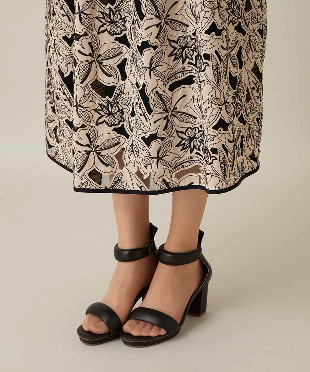 RHHFD11890 HIROKO KOSHINO(ヒロココシノ) カットワークフラワースカート /洗える ベージュ