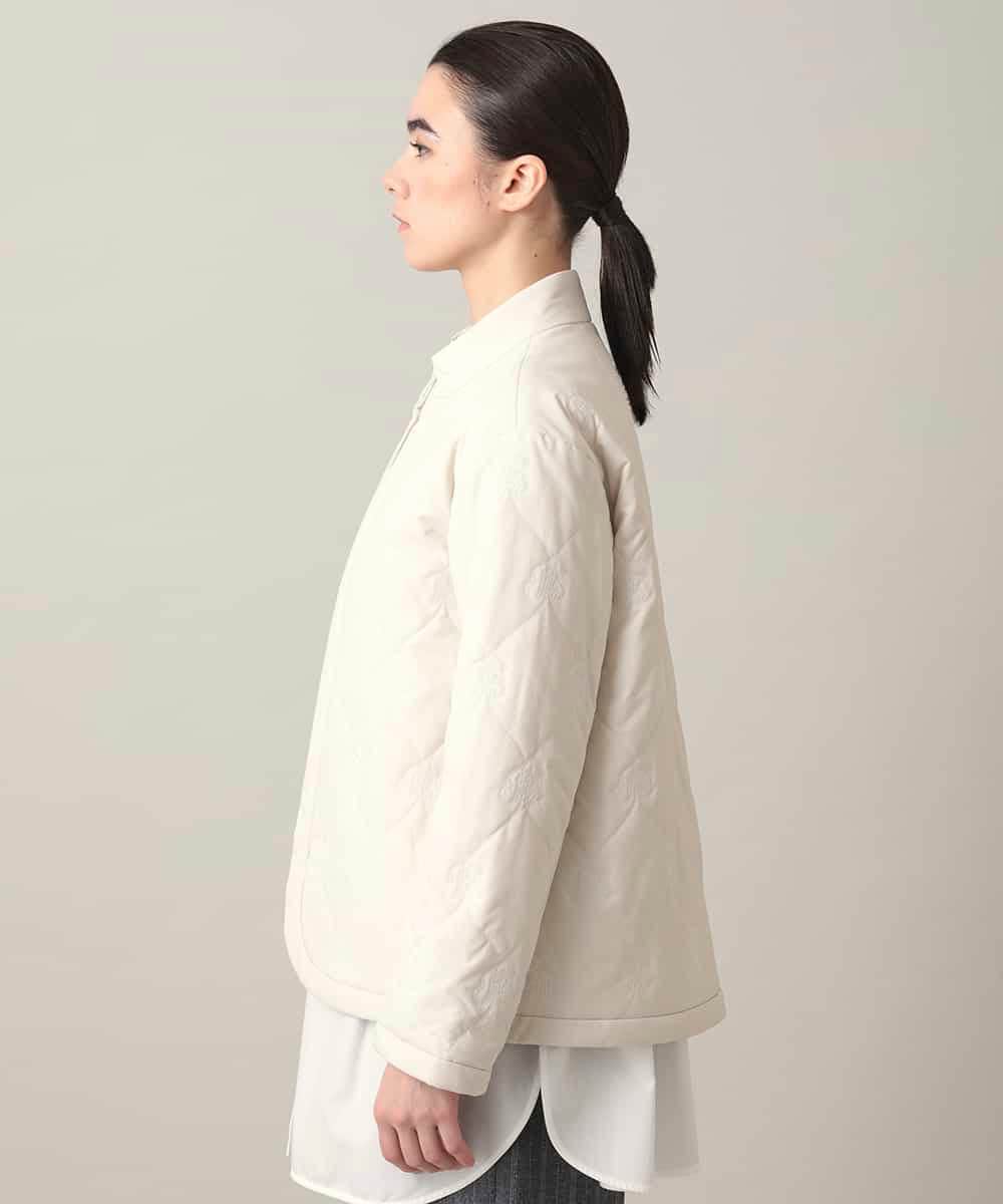 RHJED40890 HIROKO KOSHINO(ヒロココシノ) ロゴ刺繍キルティング中綿入りジャケット アイボリー