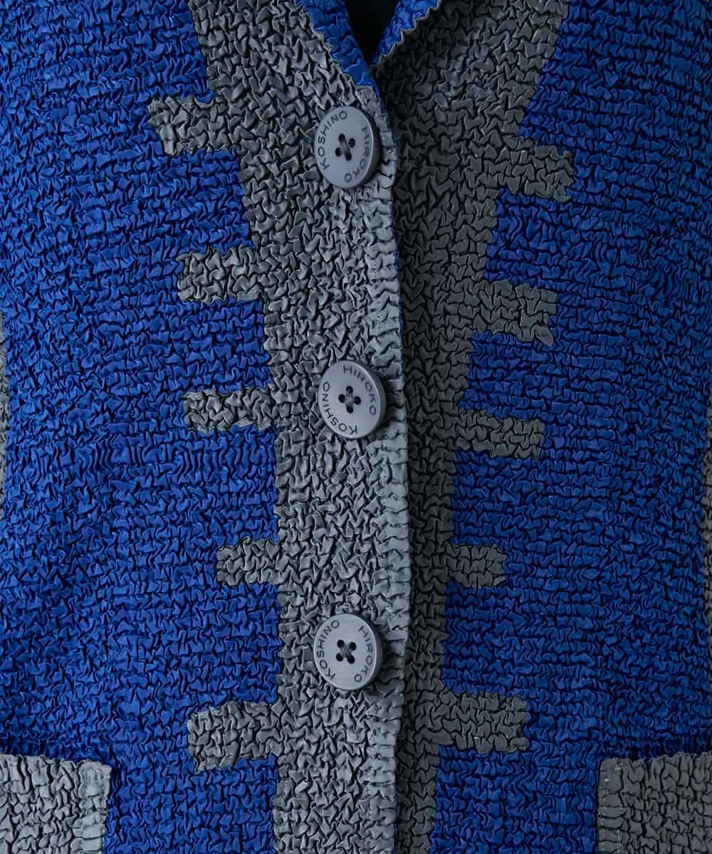 RHJFF06590 HIROKO KOSHINO(ヒロココシノ) プリーツバイカラージャケット /洗える ブルー