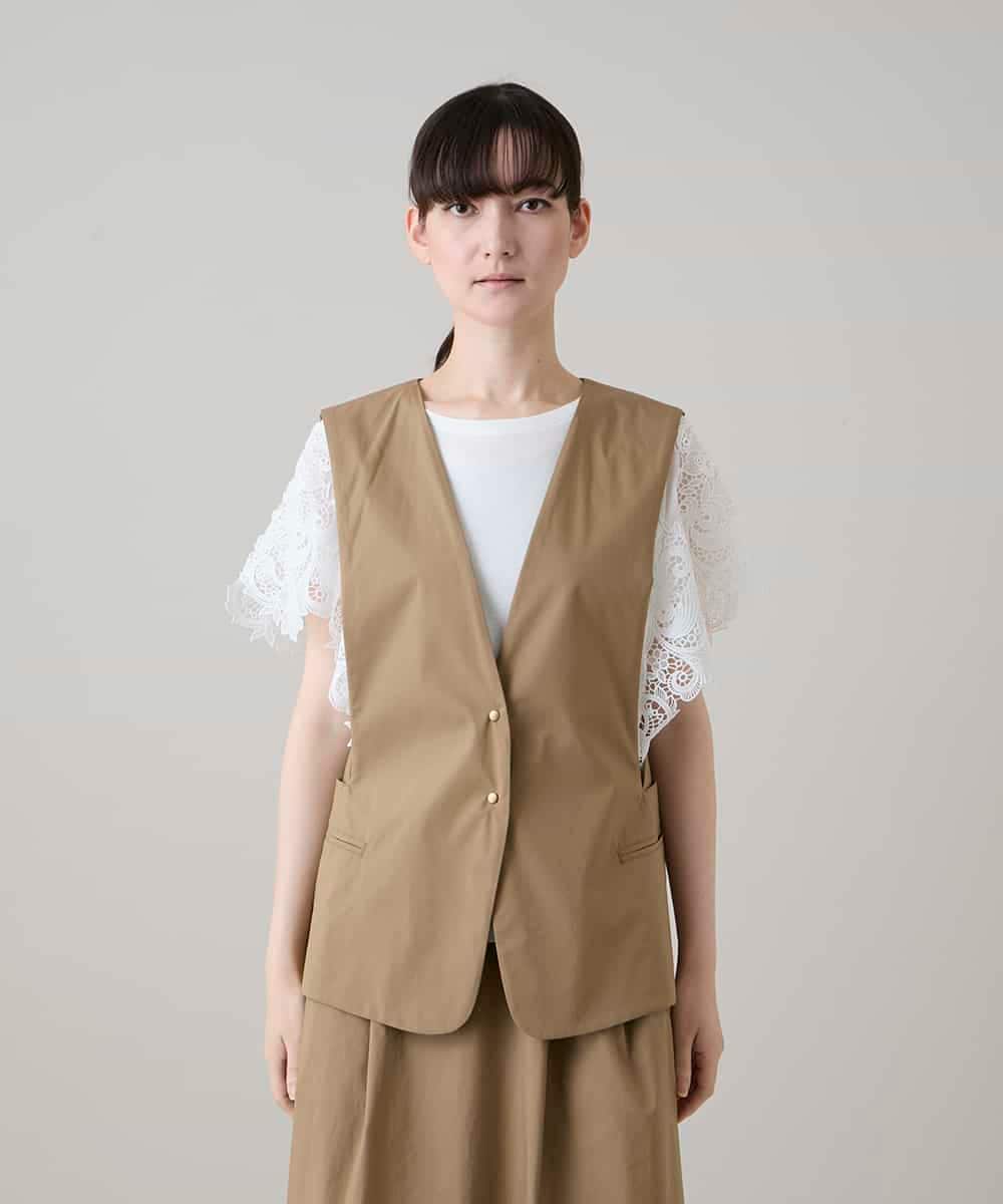 RHJHE03540 HIROKO KOSHINO(ヒロココシノ) ノーブルラインデザインベスト /日本製/洗える ベージュ