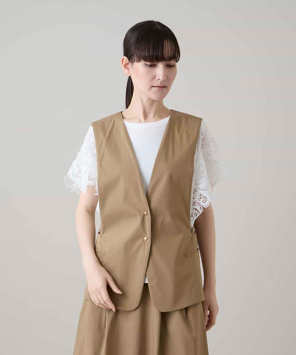 RHJHE03540 HIROKO KOSHINO(ヒロココシノ) ノーブルラインデザインベスト /日本製/洗える ベージュ
