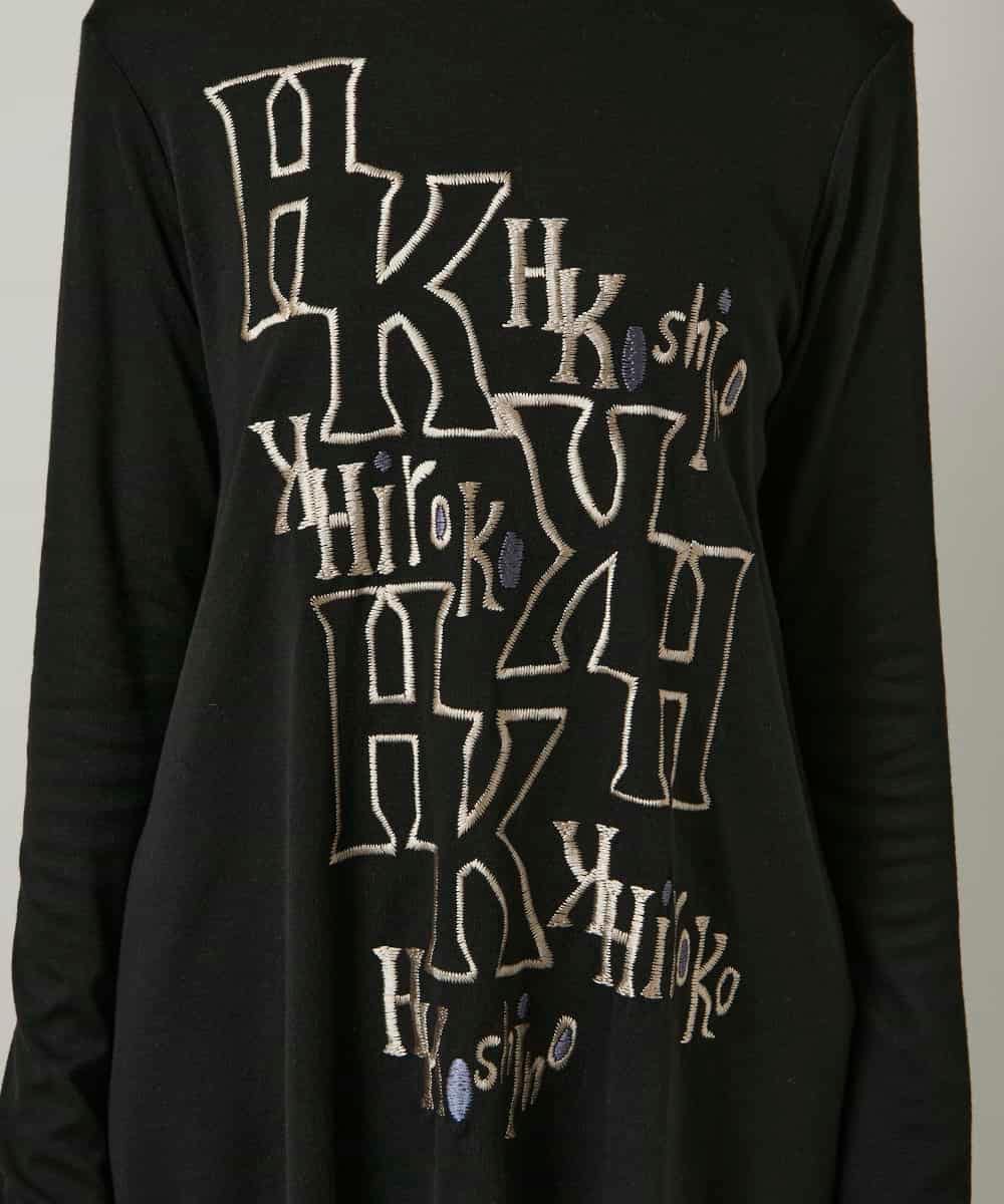 RHKAF32430 HIROKO KOSHINO(ヒロココシノ) 刺繍ロゴモックネックチュニック/日本製/洗える ブラック
