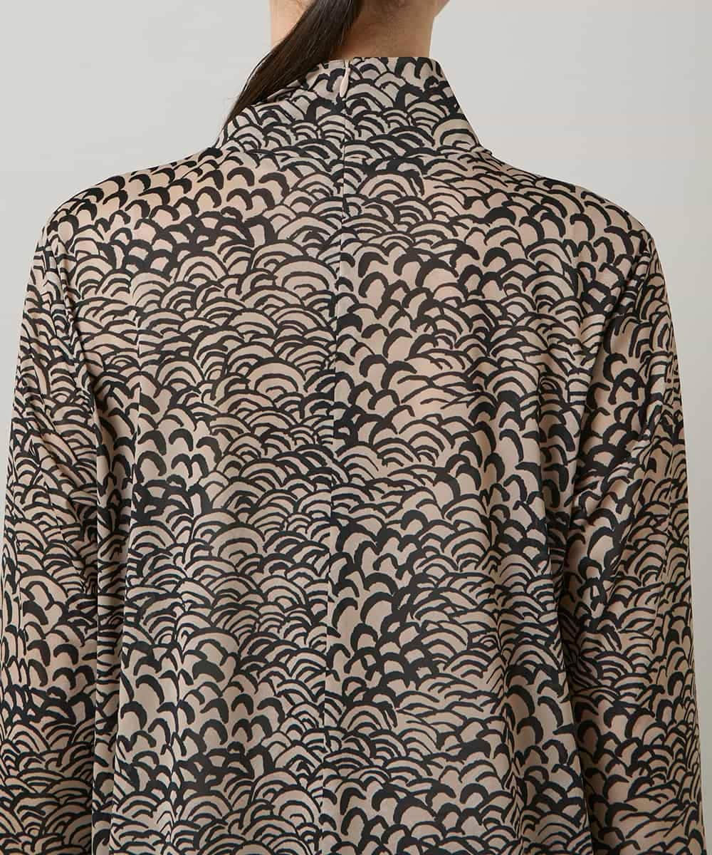 RHKCD32490 HIROKO KOSHINO(ヒロココシノ) アートプリントボウタイブラウス/日本製/洗える ベージュ