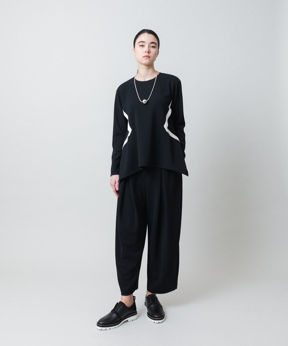 RHKED55390 HIROKO KOSHINO(ヒロココシノ) 配色ライン立体デザインプルオーバー /日本製/洗える ブラック