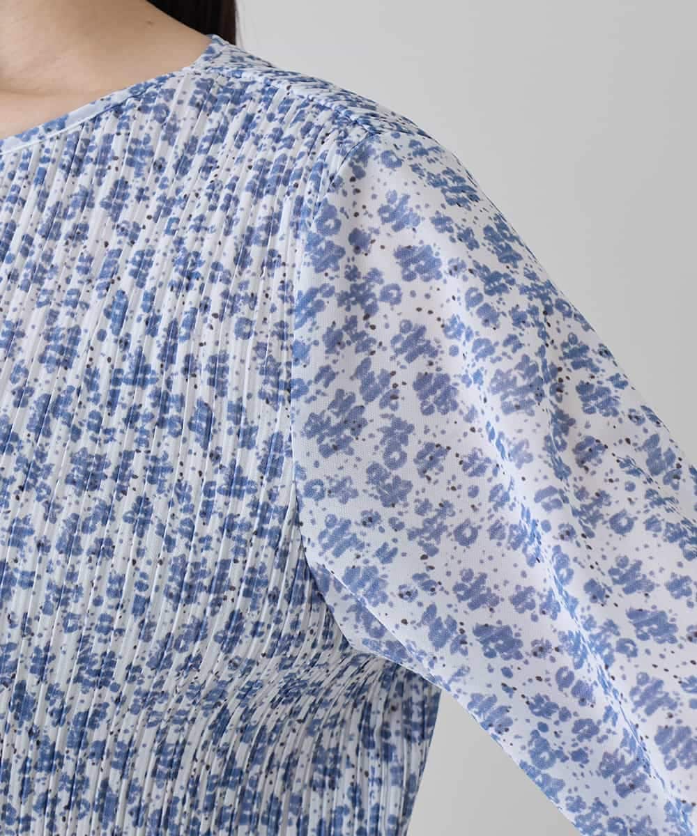 RHKED56390 HIROKO KOSHINO(ヒロココシノ) 幾何プリントプリーツデザインカットソー /洗える ライトブルー