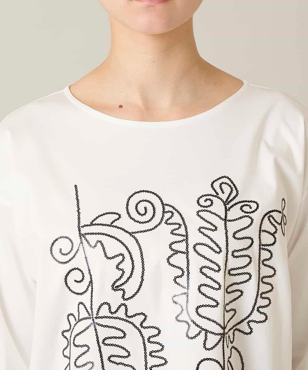 RHKFD03490 HIROKO KOSHINO(ヒロココシノ) ボタニカルモチーフ刺繍ロングTシャツ/洗える ホワイト