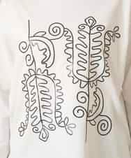 RHKFD03490 HIROKO KOSHINO(ヒロココシノ) ボタニカルモチーフ刺繍ロングTシャツ/洗える ホワイト