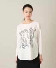 RHKFD03490 HIROKO KOSHINO(ヒロココシノ) ボタニカルモチーフ刺繍ロングTシャツ/洗える ホワイト