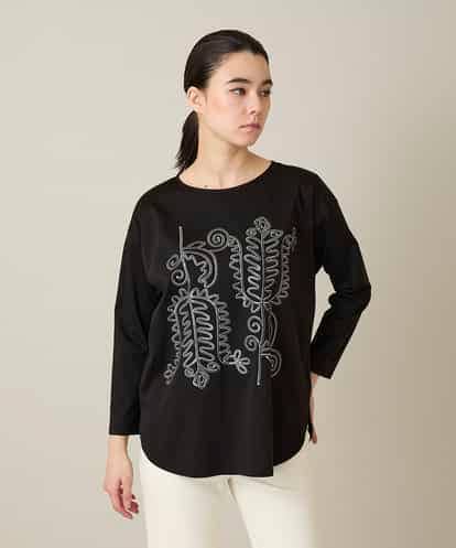 RHKFD03490 HIROKO KOSHINO ボタニカルモチーフ刺繍ロングTシャツ/洗える