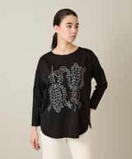RHKFD03490 HIROKO KOSHINO(ヒロココシノ) ボタニカルモチーフ刺繍ロングTシャツ/洗える ブラック