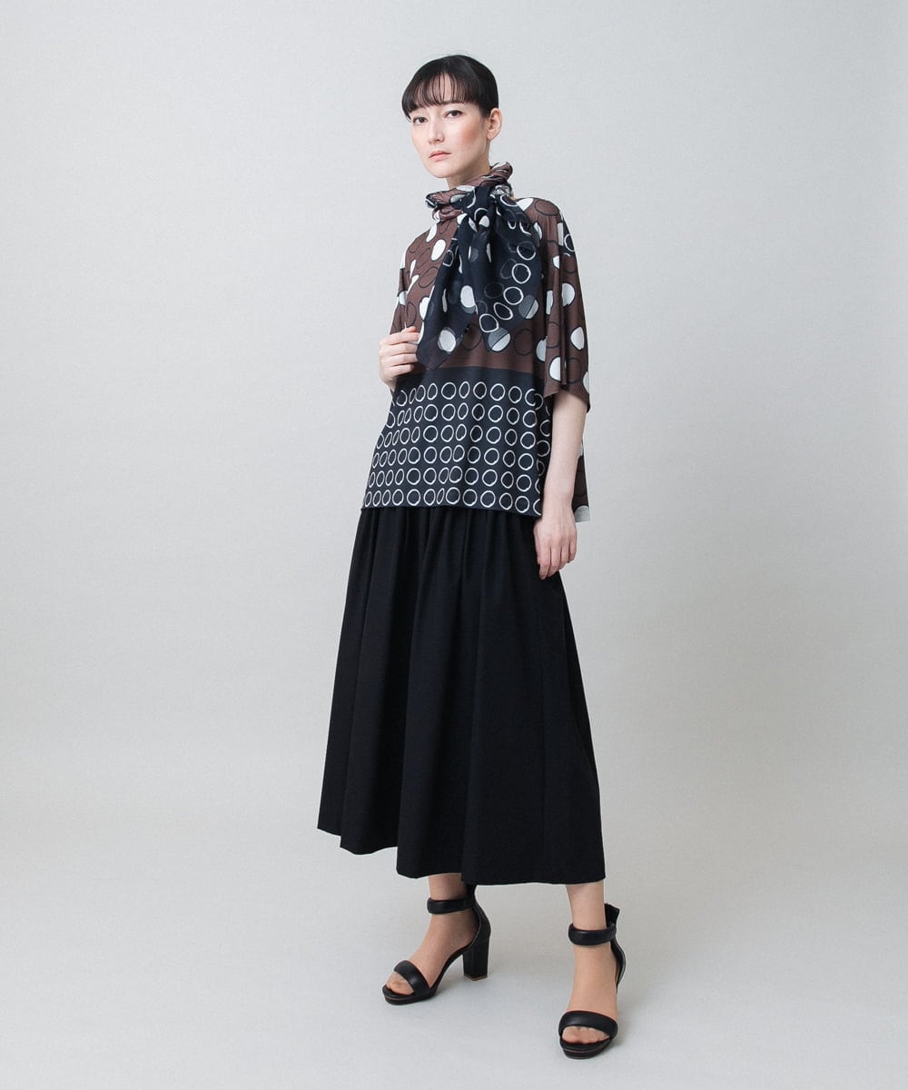 RHKGE26390 HIROKO KOSHINO(ヒロココシノ) ドットパターンドレープジャージープルオーバー/日本製/洗える マルチ