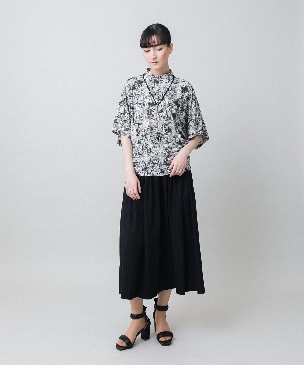 RHKGF30360 HIROKO KOSHINO(ヒロココシノ) アートプリントモックネックカットソー/日本製/洗える ベージュ