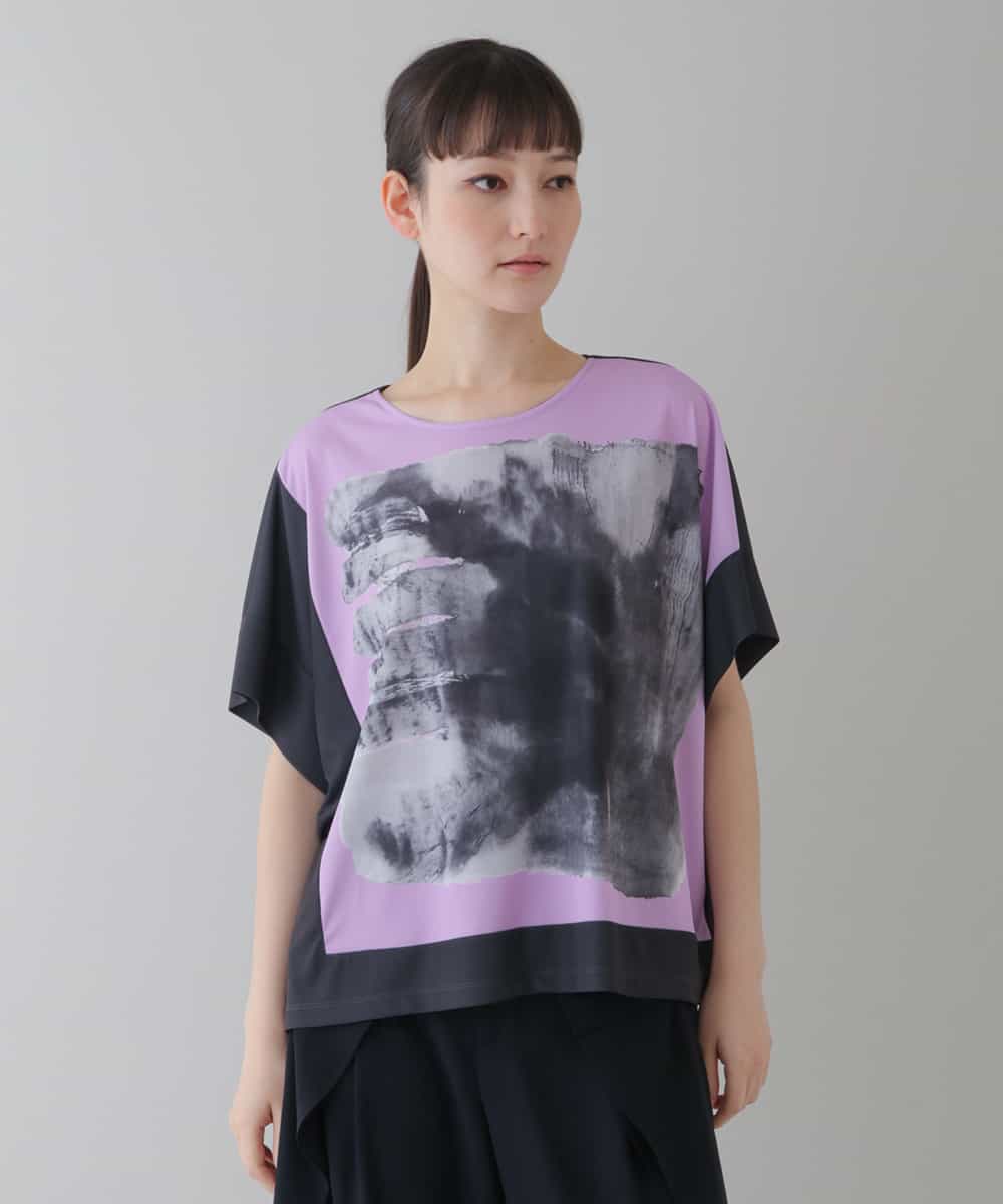 RHKGT31390 HIROKO KOSHINO(ヒロココシノ) 【洗える/日本製】墨絵プリントコンパクトTシャツ パープル