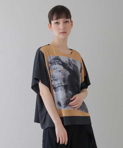 RHKGT31390 HIROKO KOSHINO 【洗える/日本製】墨絵プリントコンパクトTシャツ