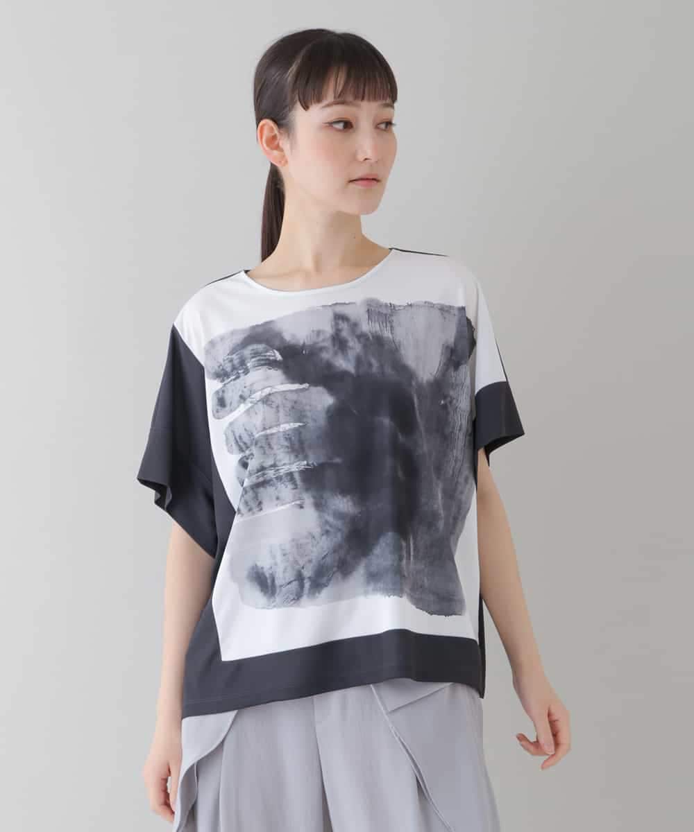 RHKGT31390 HIROKO KOSHINO(ヒロココシノ) 【洗える/日本製】墨絵プリントコンパクトTシャツ ホワイト