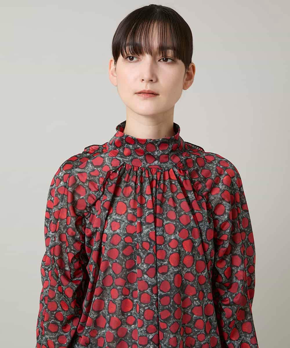 RHPCD39590 HIROKO KOSHINO(ヒロココシノ) ハイネックギャザーブラウス/日本製/洗える レッド