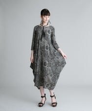 【洗える/日本製】フラワー総柄ワンピース 【絶品】 ヒロココシノ☆ ブルー系 日本製 38 ワンピース 7分袖 花柄 総柄 ひざ丈ワンピース