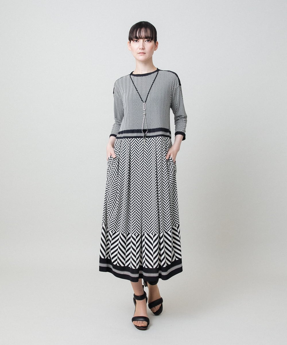RHPHE08720 HIROKO KOSHINO(ヒロココシノ) 幾何柄プリントデザインワンピース /日本製/洗える ブラック