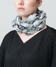 RK3GD01270 HIROKO KOSHINO(ヒロココシノ) インクペインティングプリントストール /洗える ホワイト