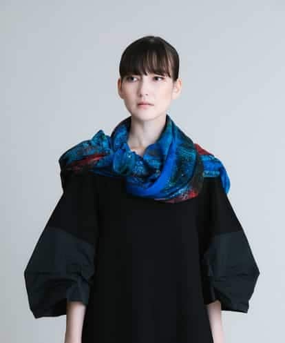 RK3JR13330 HIROKO KOSHINO アートパターンストール