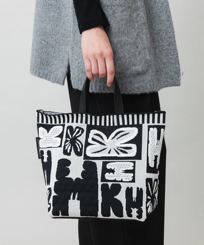 RK5AD02390 HIROKO KOSHINO HKイニシャルニットバッグ/日本製