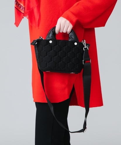 RK5AV02390 HIROKO KOSHINO Oboroエンボスデザインミニトートバッグ