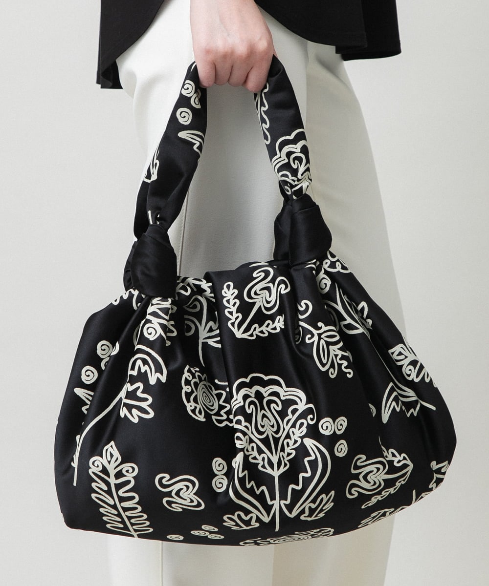 RK5FD01390 HIROKO KOSHINO(ヒロココシノ) ボタニカルプリントバッグ ブラック