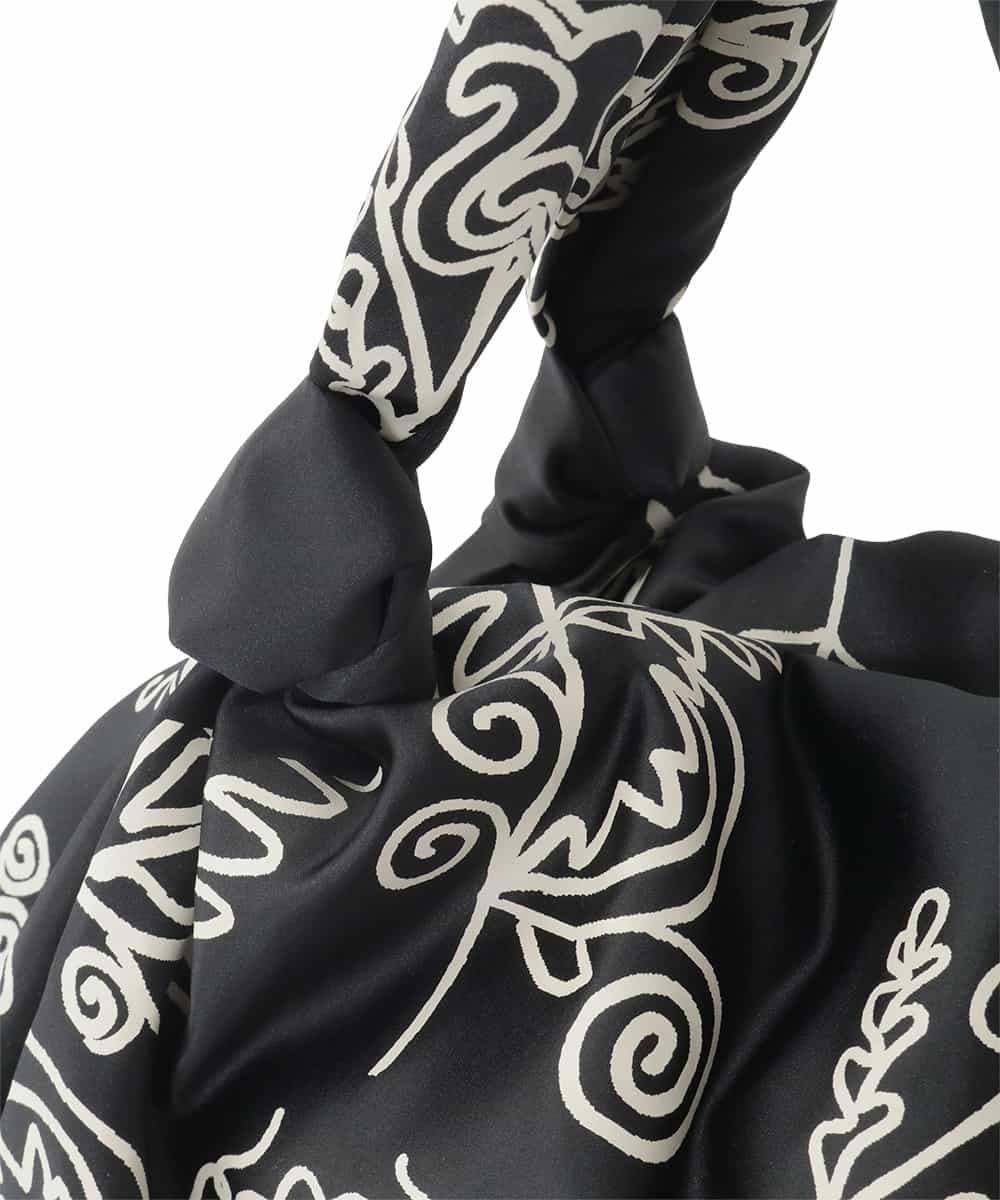 RK5FD01390 HIROKO KOSHINO(ヒロココシノ) ボタニカルプリントバッグ ブラック