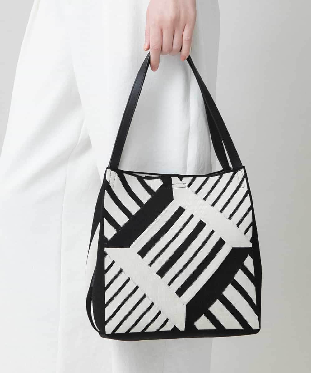 RK5GE02360 HIROKO KOSHINO(ヒロココシノ) ジオメトリックスクエアニットバッグ アイボリー