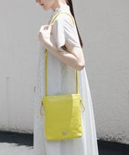 RK5HW01360 HIROKO KOSHINO(ヒロココシノ) ドローストリング2WAYフラットバッグ ライトイエロー