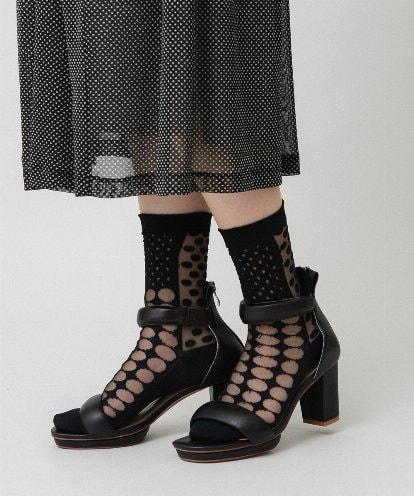 RK8GE01039 HIROKO KOSHINO マルチドットパターンシアーソックス /日本製/洗濯機で洗える