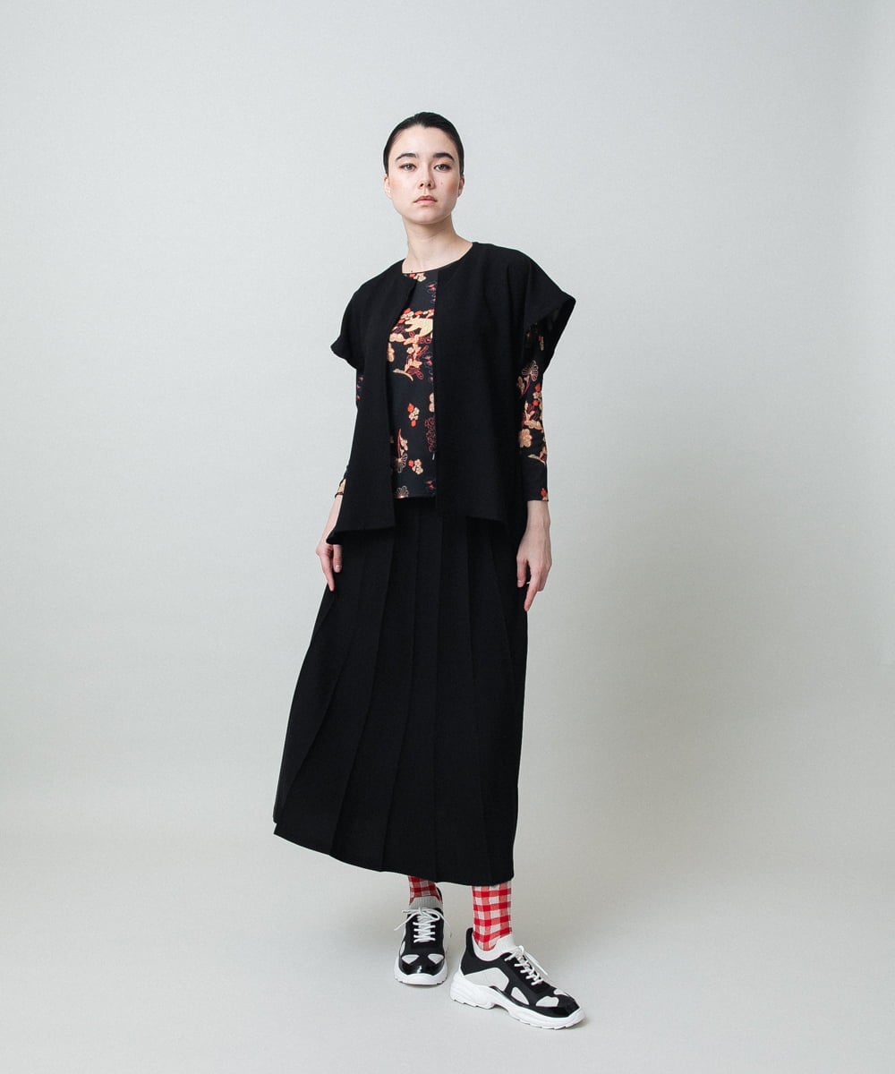 RKBGD01390 HIROKO KOSHINO(ヒロココシノ) ギャザースリーブジレ/日本製/洗える オフホワイト