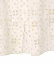 RLBFD33290 HIROKO BIS GRANDE(ヒロコ ビス グランデ) 【大きいサイズ】アイレット刺繍タックヘムブラウス アイボリー