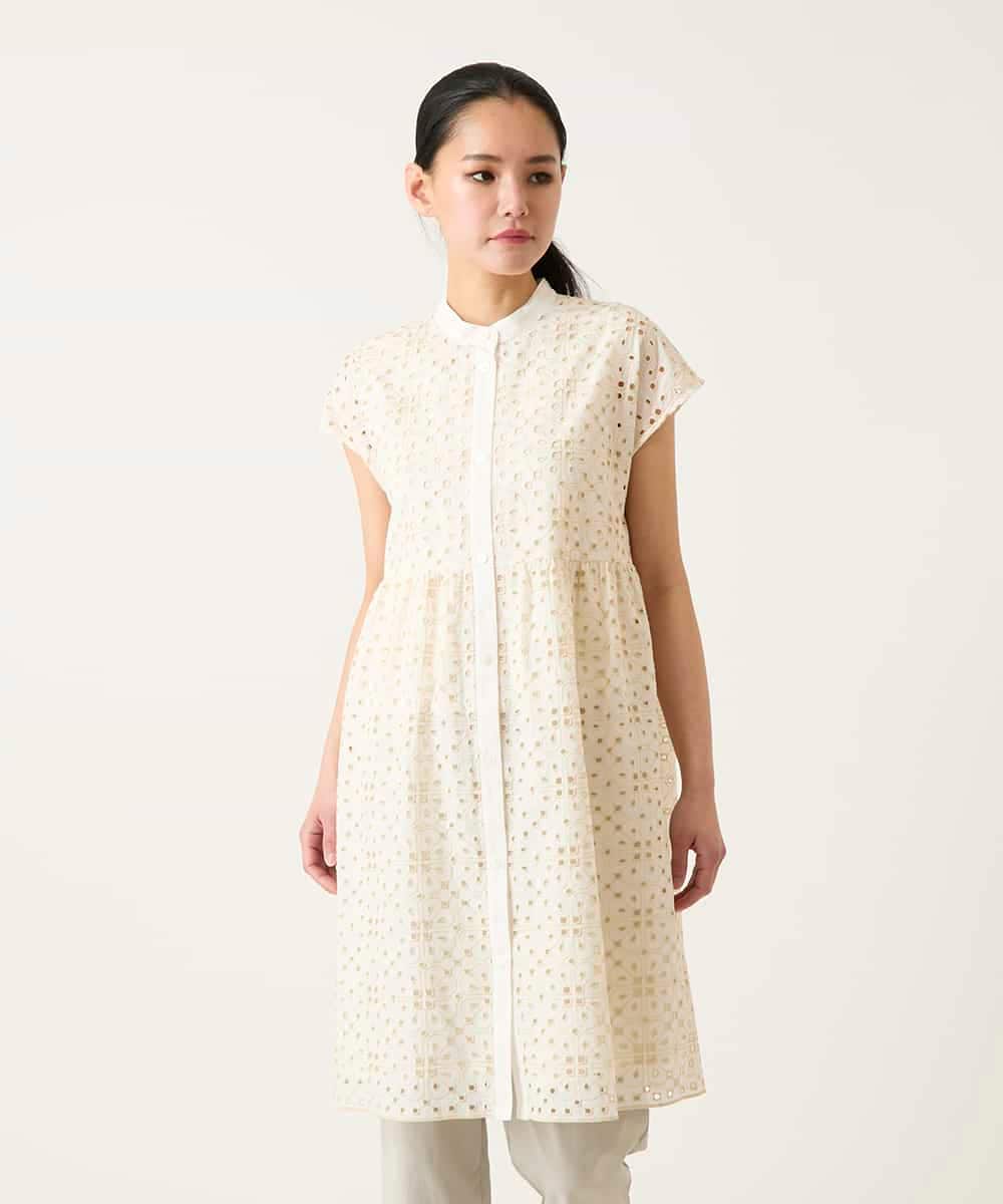 RLBFD34410 HIROKO BIS GRANDE(ヒロコ ビス グランデ) 【大きいサイズ】アイレット刺繍フレンチスリーブチュニックブラウス アイボリー