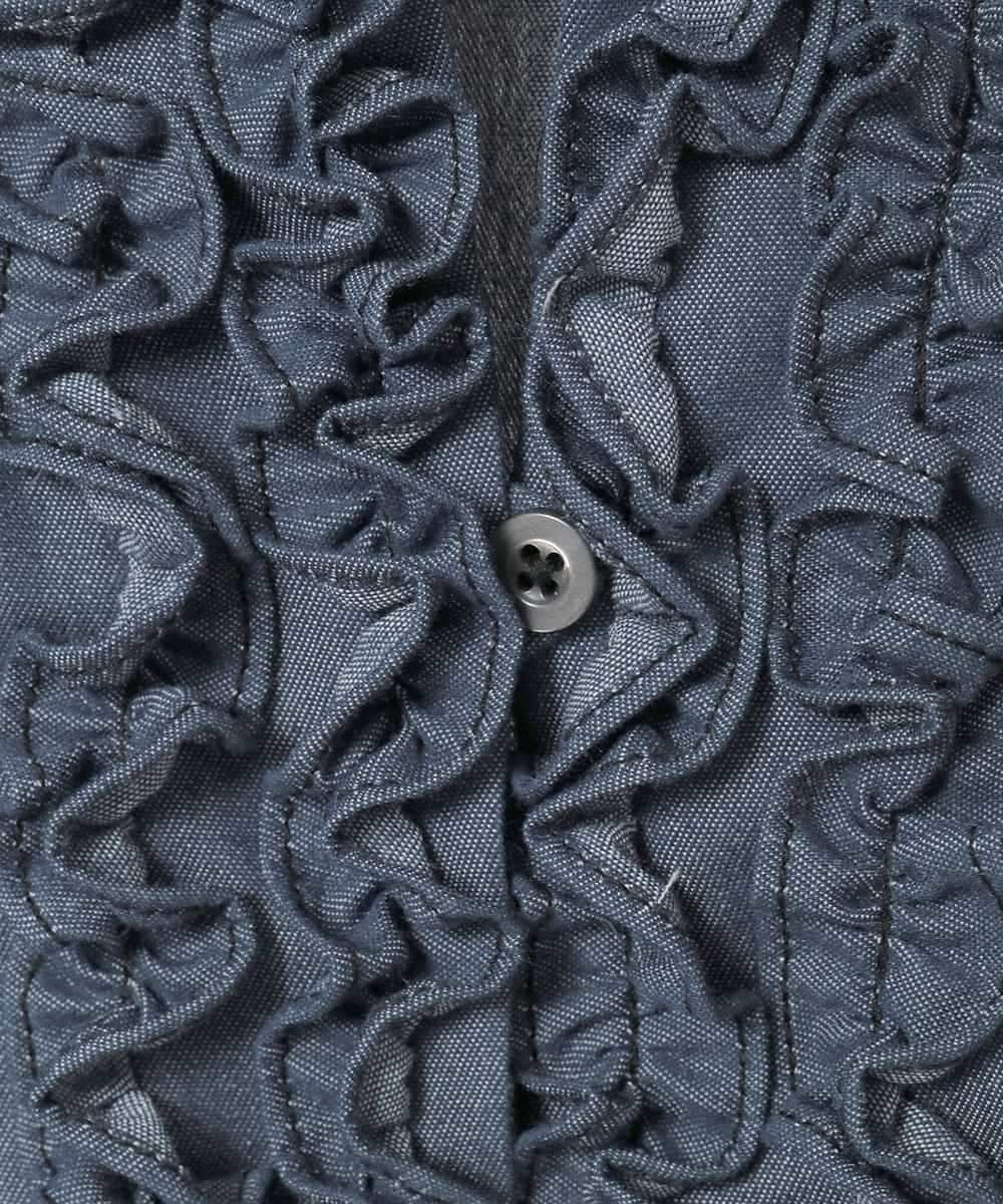 RLBFD40250 HIROKO BIS GRANDE(ヒロコ ビス グランデ) 【大きいサイズ】フリルアクセントダンガリーブラウス ネイビー