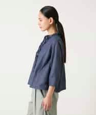 RLBFD40250 HIROKO BIS GRANDE(ヒロコ ビス グランデ) 【大きいサイズ】フリルアクセントダンガリーブラウス ネイビー